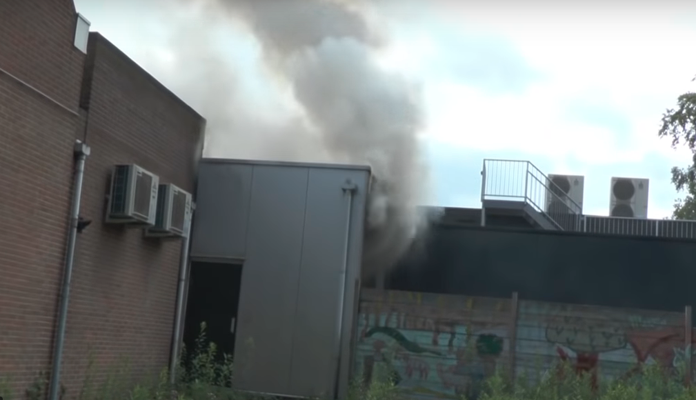 Opstand Onderhandelen stad Brand in winkel centrum ontstaan door kortsluiting – RTV Slingeland